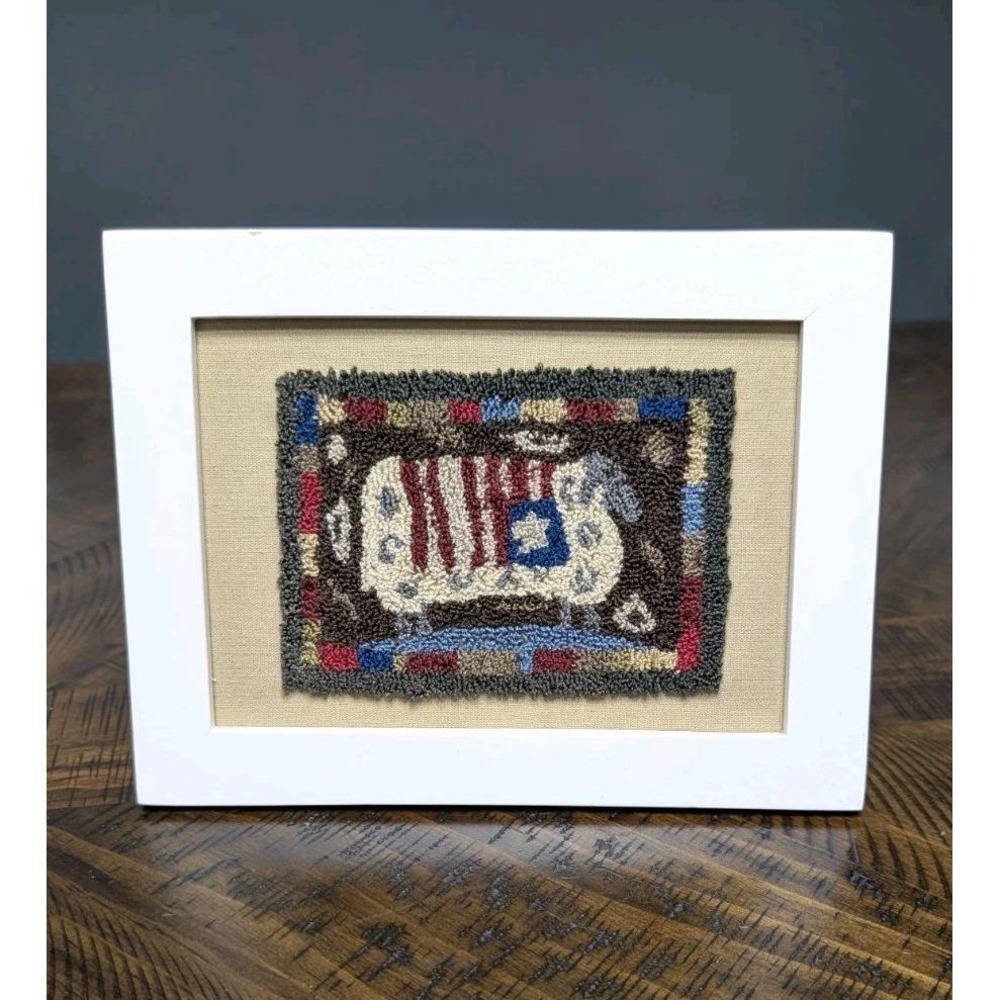 Primitive Punch Needle Sheep Folk Art Americana Framed 8.5x6.5 - Picture 1 of 6